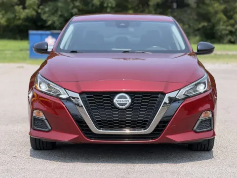 Another view of 2020 Nissan Altima 2.5 SR for sale in Smyrna, TN at Angel Motors Inc
