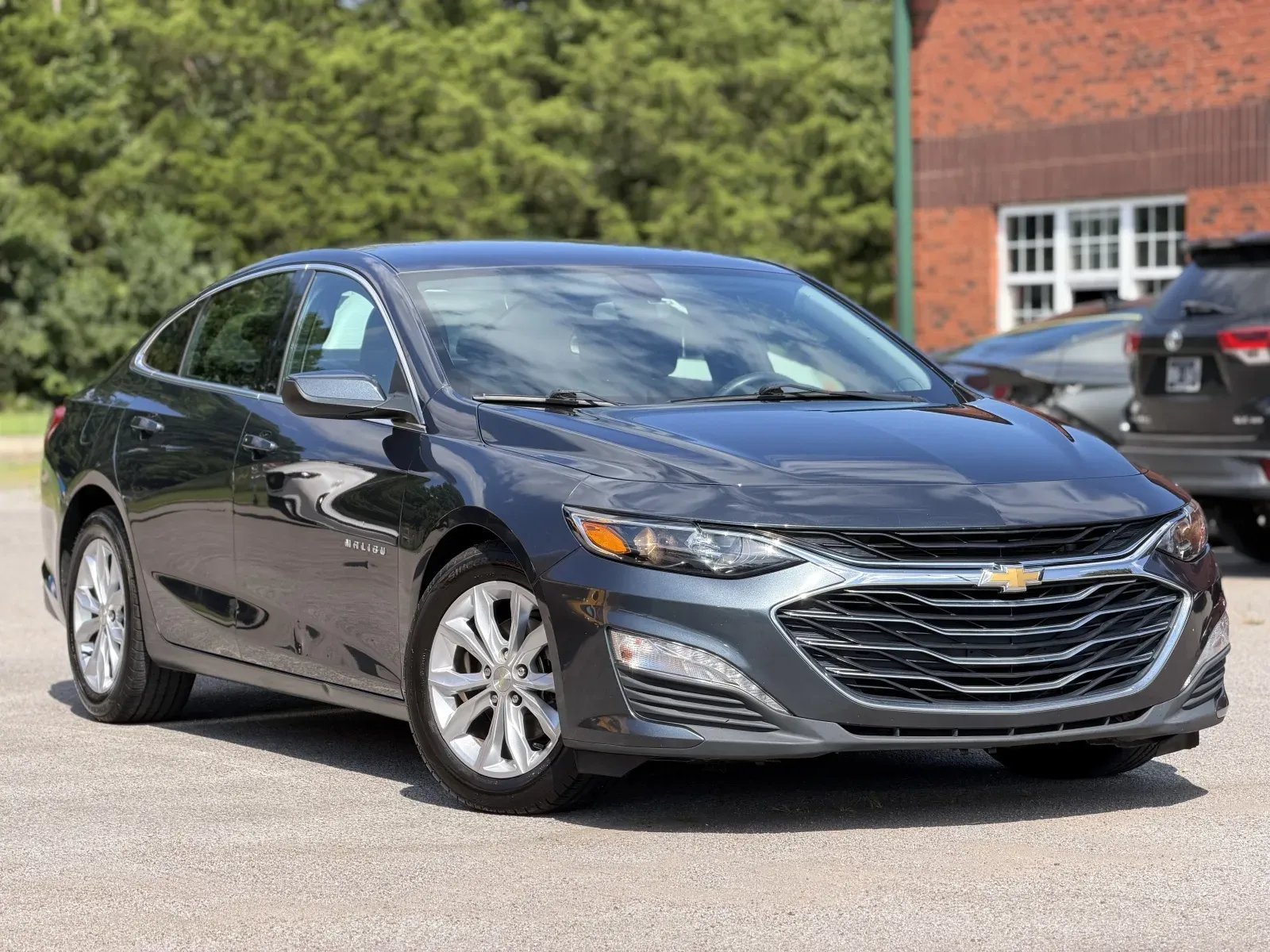 More photos of 2019 Chevrolet Malibu LT at Angel Motors Inc, TN