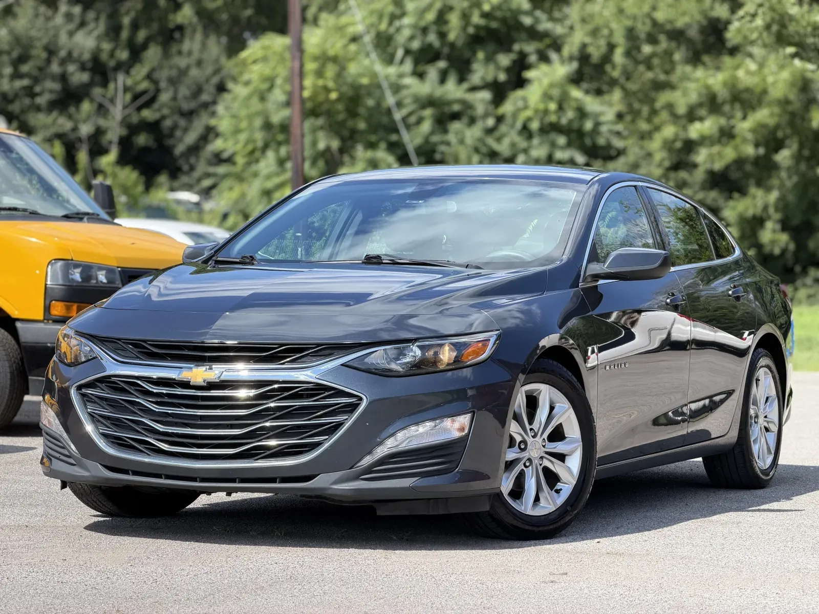 Photos of 2019 Chevrolet Malibu LT for sale in Smyrna, TN at Angel Motors Inc