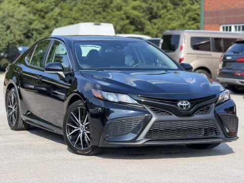More photos of 2024 Toyota Camry SE at Angel Motors Inc, TN