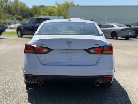 More photos of 2025 Nissan Altima 2.5 SR at Angel Motors Inc, TN