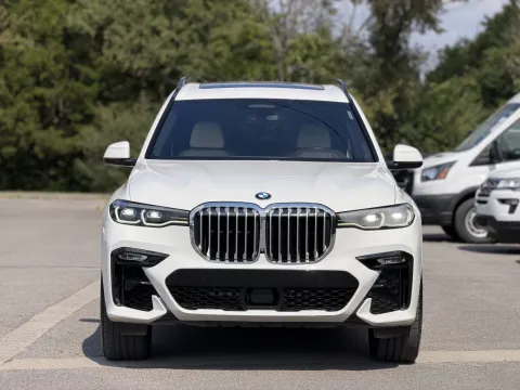Another view of 2019 BMW X7 xDrive50i for sale in Smyrna, TN at Angel Motors Inc