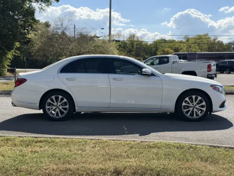 More photos of 2019 Mercedes-Benz E-Class E 300 at Angel Motors Inc, TN