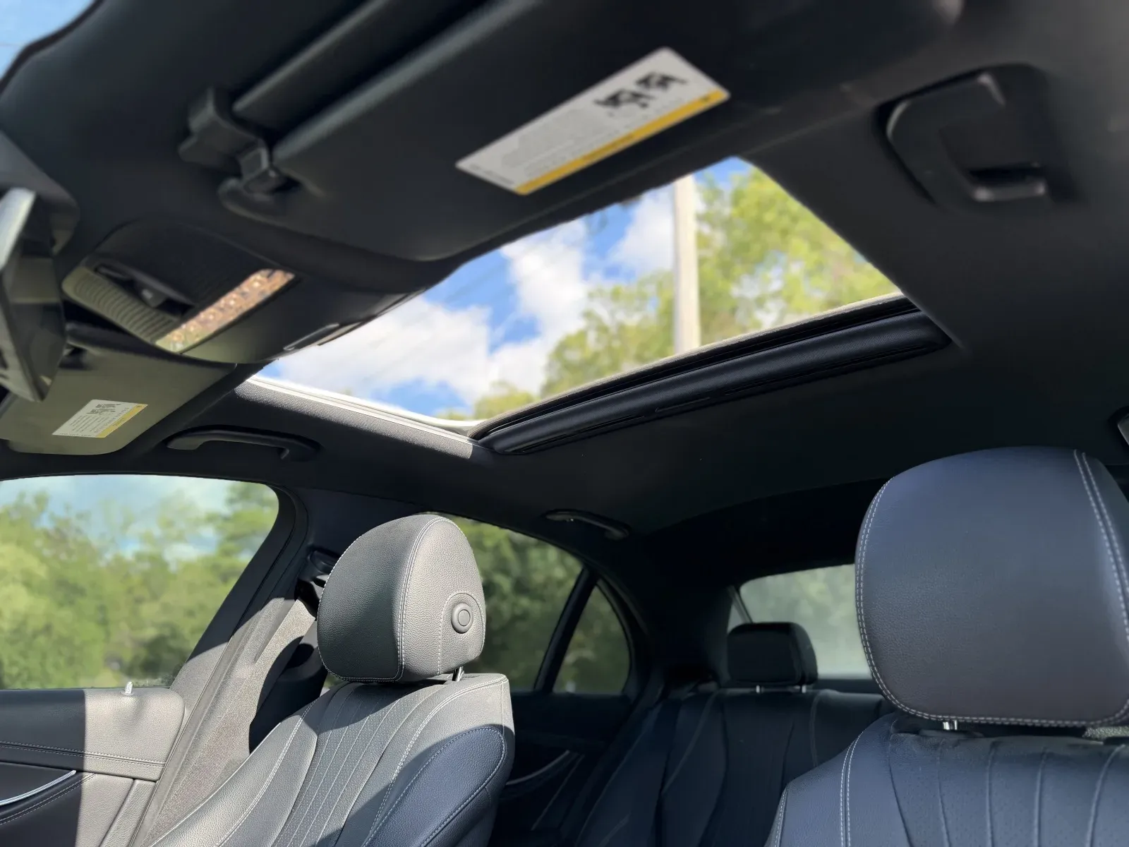 2019 Mercedes-Benz E-Class E300 - Photo 20