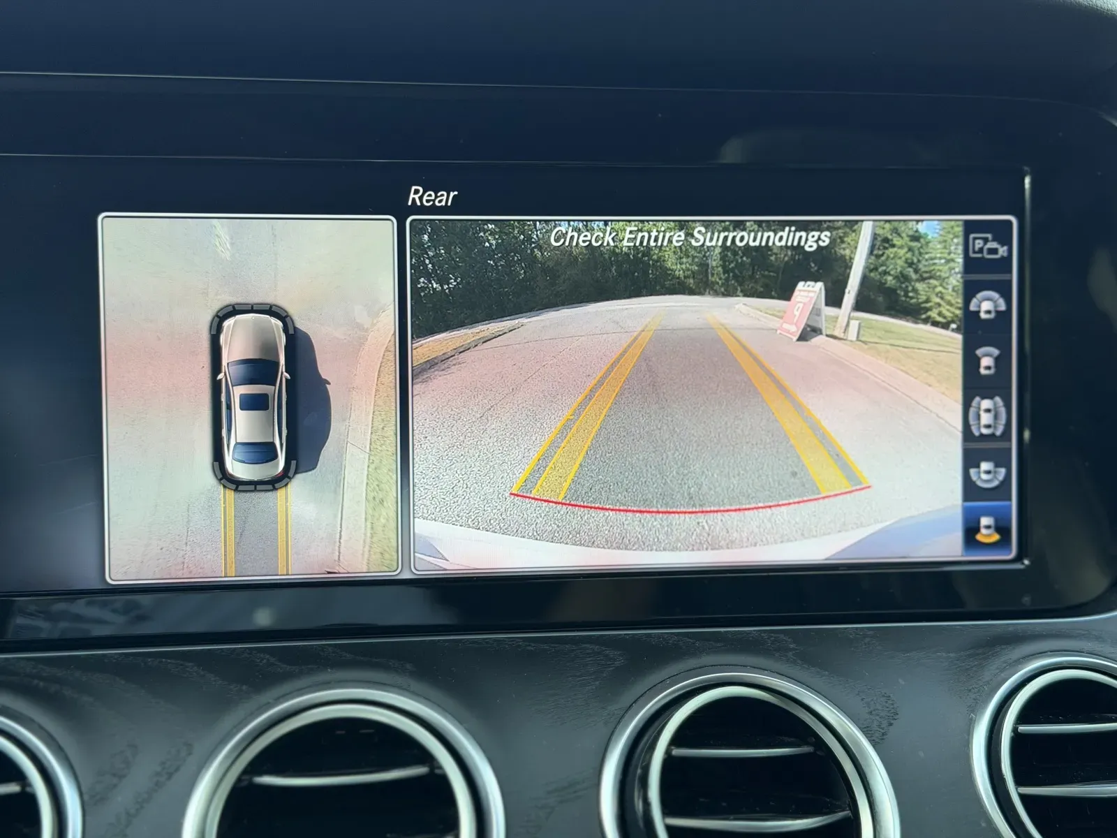 2019 Mercedes-Benz E-Class E300 - Photo 18