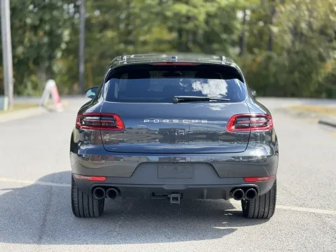 More photos of 2018 Porsche Macan at Angel Motors Inc, TN
