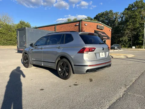 More photos of 2023 Volkswagen Tiguan SE R-Line Black 4Motion at Angel Motors Inc, TN