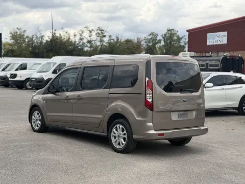 More photos of 2020 Ford Transit Connect XLT at Angel Motors Inc, TN