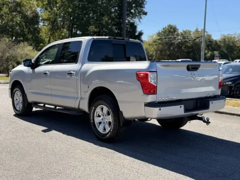 More photos of 2018 Nissan Titan SV at Angel Motors Inc, TN