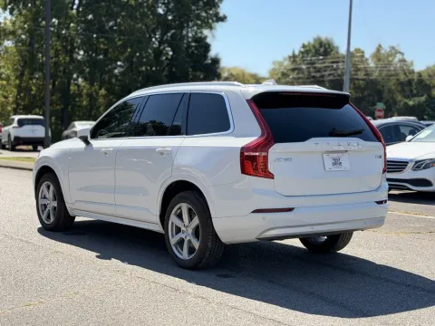 More photos of 2022 Volvo XC90 T5 Momentum at Angel Motors Inc, TN