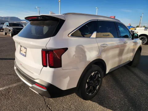 Another view of 2025 Kia Sorento S for sale in Lake Havasu City, AZ at Martin Swanty's Paradise Auto