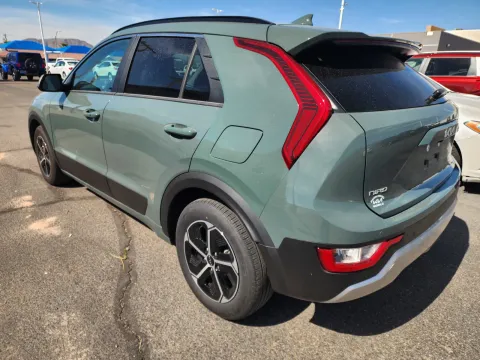 More photos of 2025 Kia Niro EX at Martin Swanty's Paradise Auto, AZ