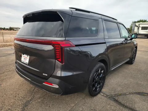 More photos of 2025 Kia Carnival Hybrid SX Prestige at Martin Swanty's Paradise Auto, AZ