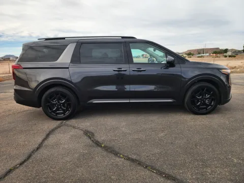 More photos of 2025 Kia Carnival Hybrid SX Prestige at Martin Swanty's Paradise Auto, AZ