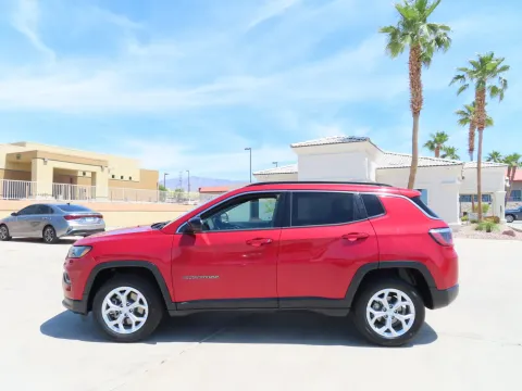 More photos of 2024 Jeep Compass Latitude at Martin Swanty's Paradise Auto, AZ