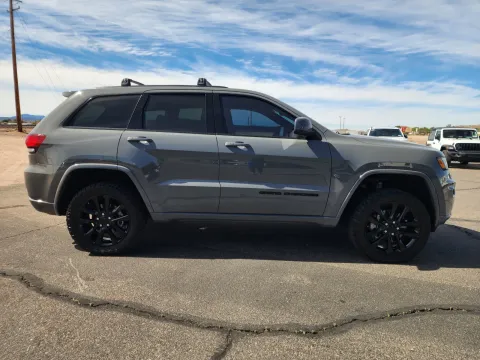 More photos of 2021 Jeep Grand Cherokee Laredo X at Martin Swanty's Paradise Auto, AZ