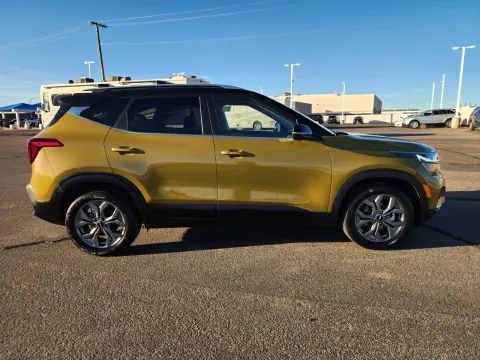 More photos of 2024 Kia Seltos S at Martin Swanty's Paradise Auto, AZ