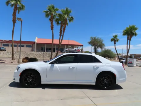 More photos of 2019 Chrysler 300 Touring at Martin Swanty's Paradise Auto, AZ