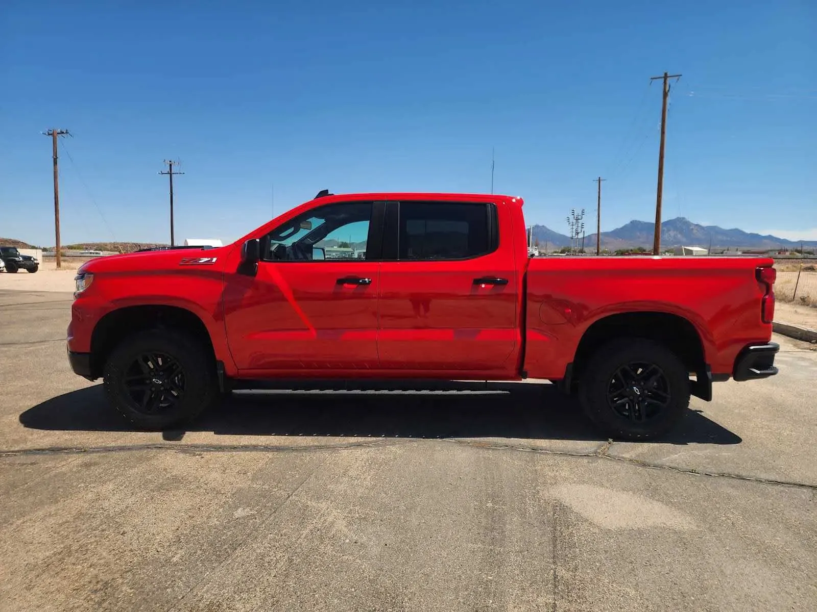 Chevrolet Silverado photo 8