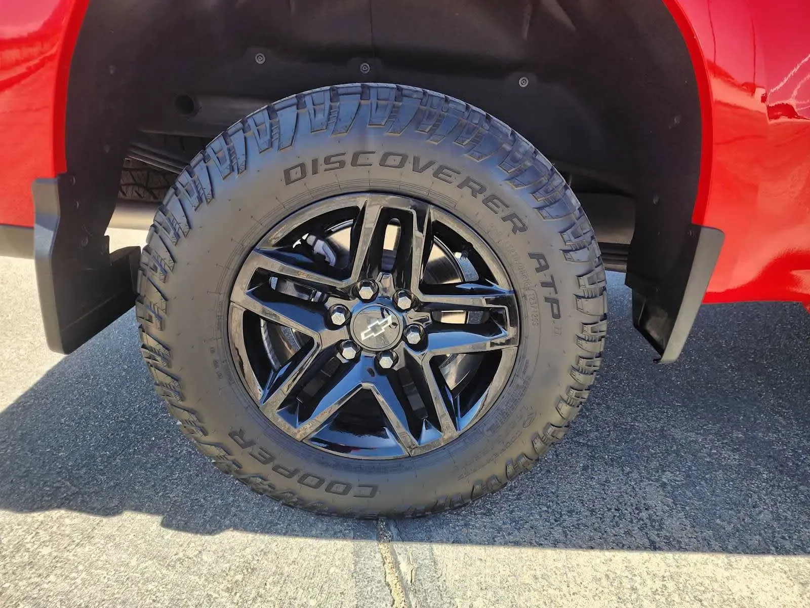 Chevrolet Silverado photo 13