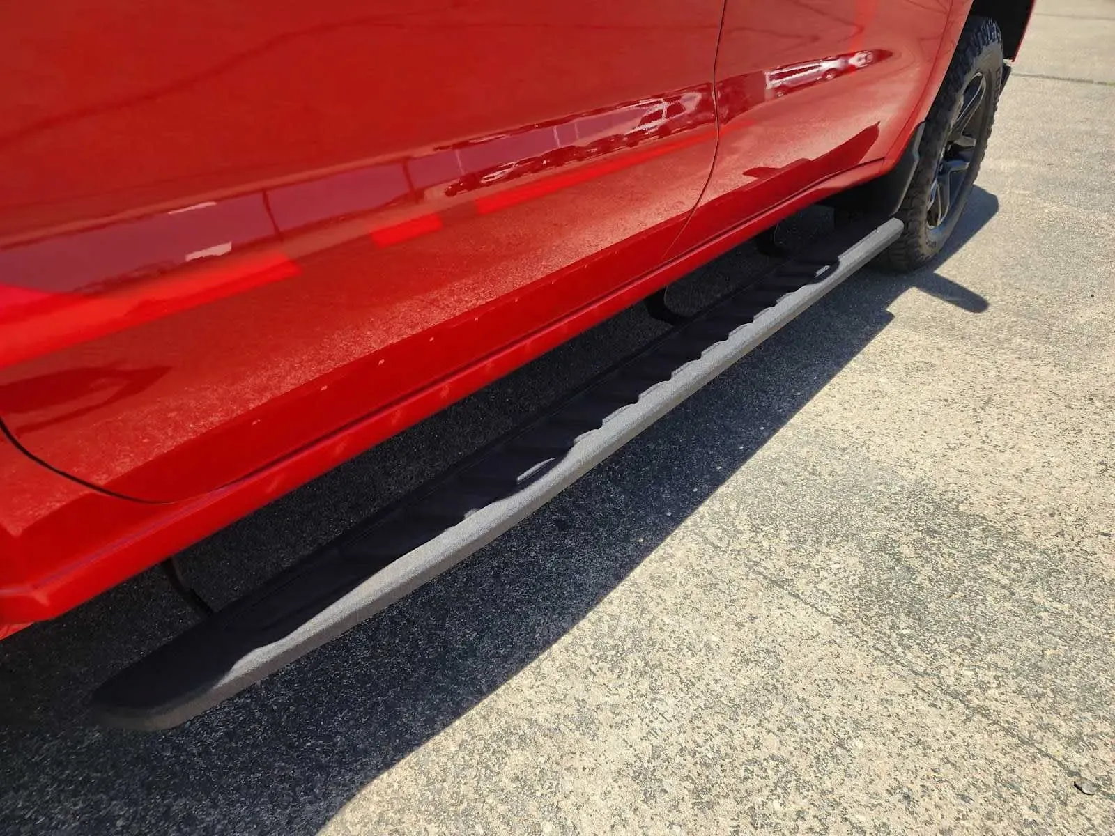 Chevrolet Silverado photo 14