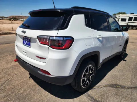 More photos of 2025 Jeep Compass Trailhawk at Martin Swanty's Paradise Auto, AZ