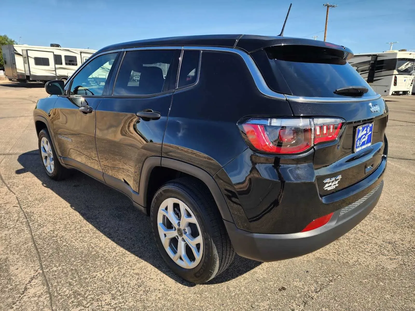 Jeep Compass photo 6