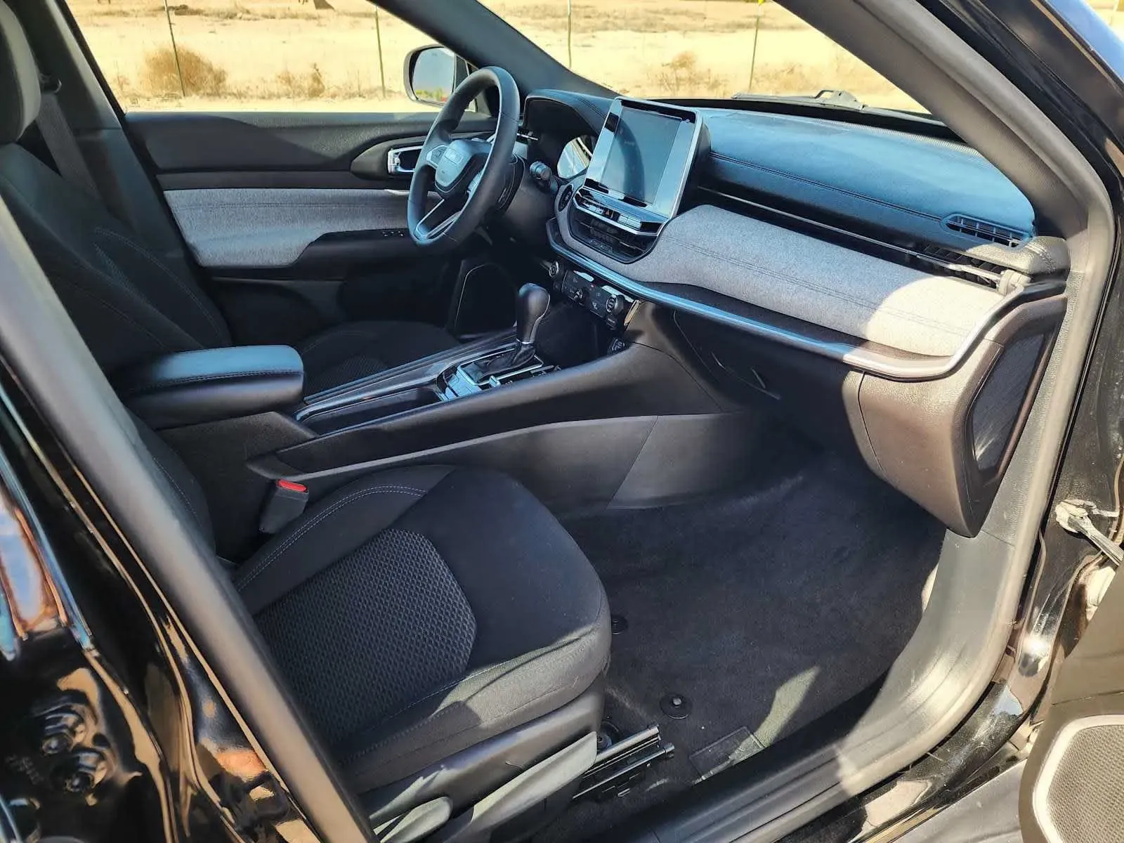 Jeep Compass photo 12