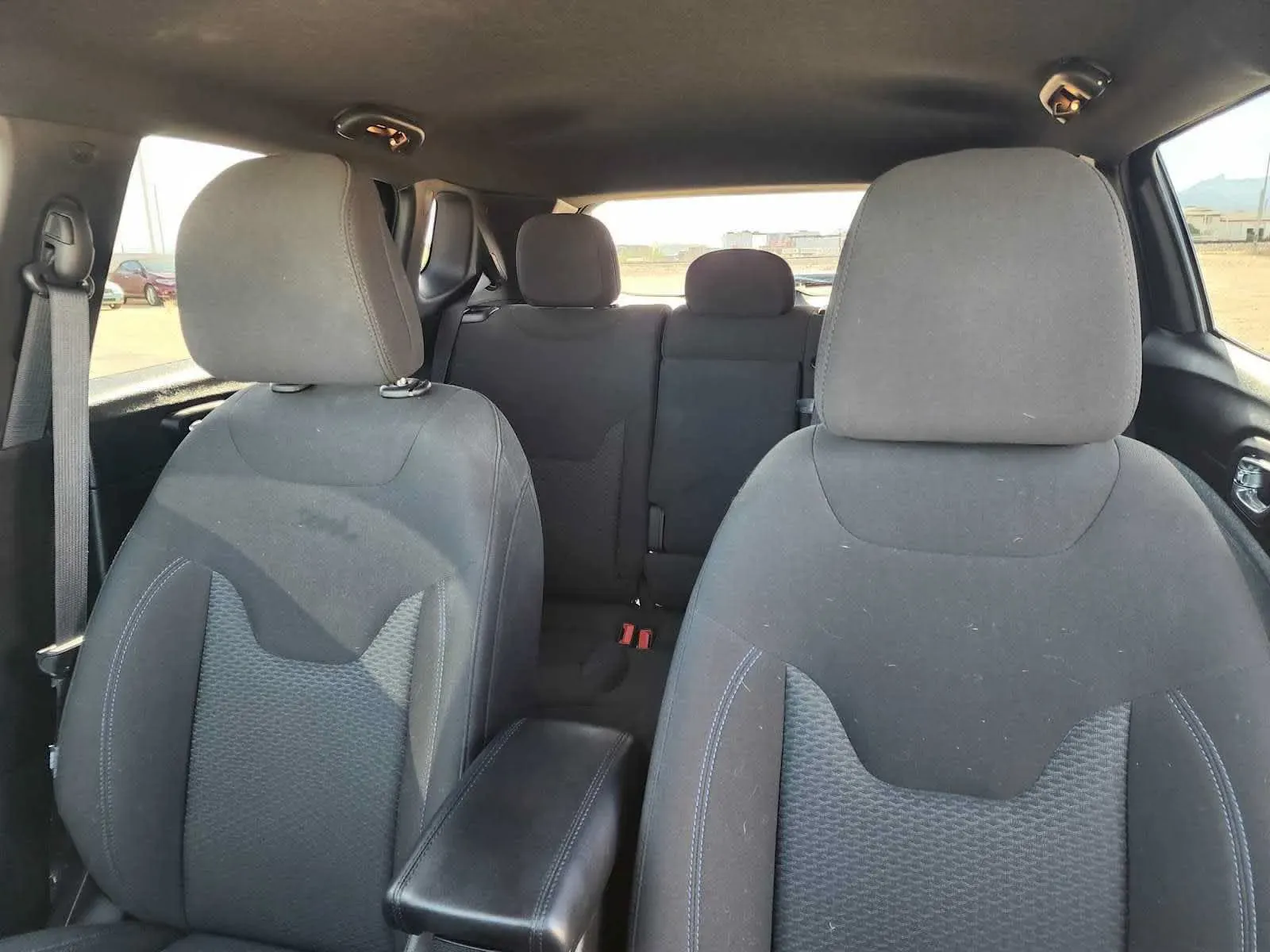 Jeep Compass photo 16