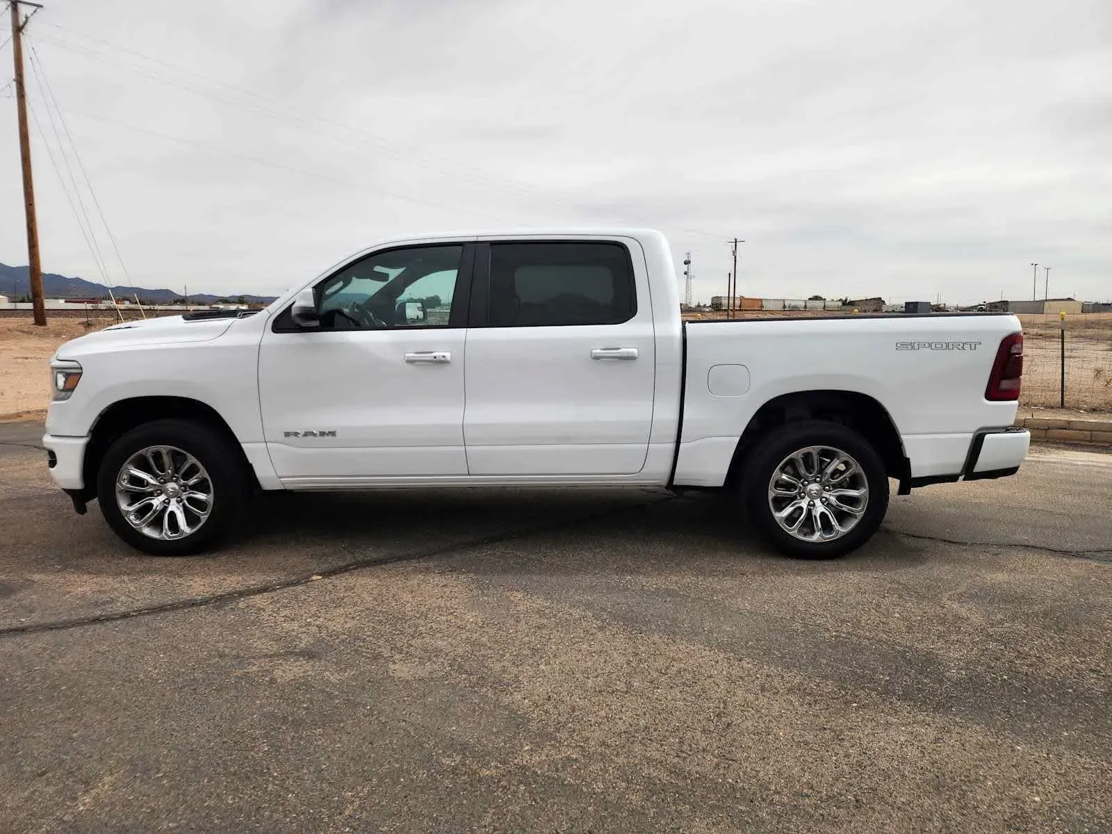 2023 RAM Ram 1500 Pickup Laramie - Photo 8