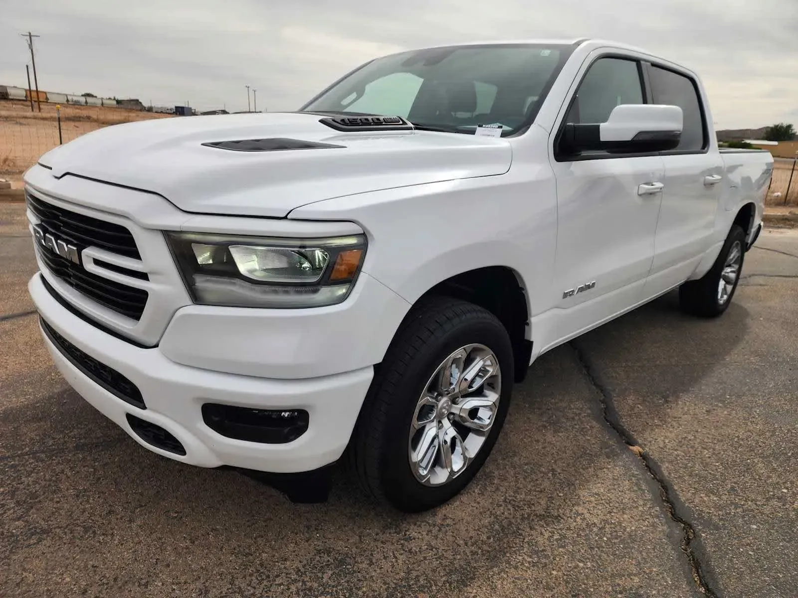 Ram 1500 photo 3