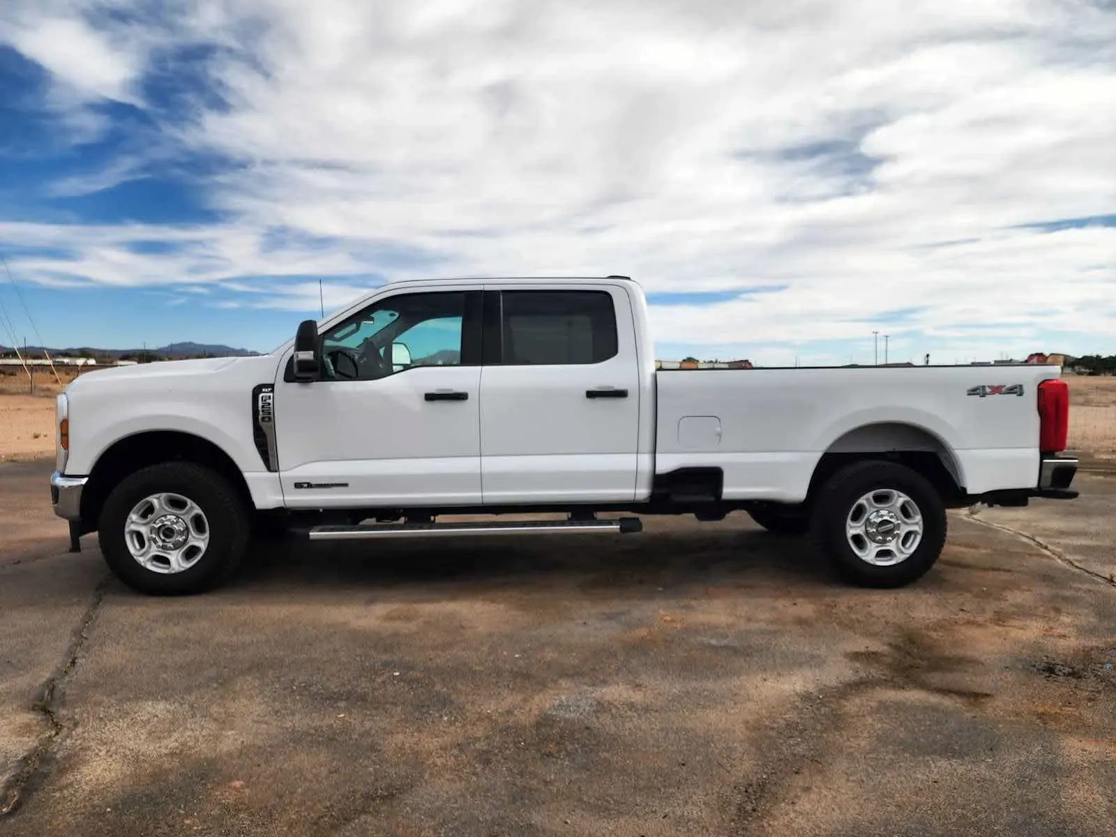 Ford F-250 photo 8