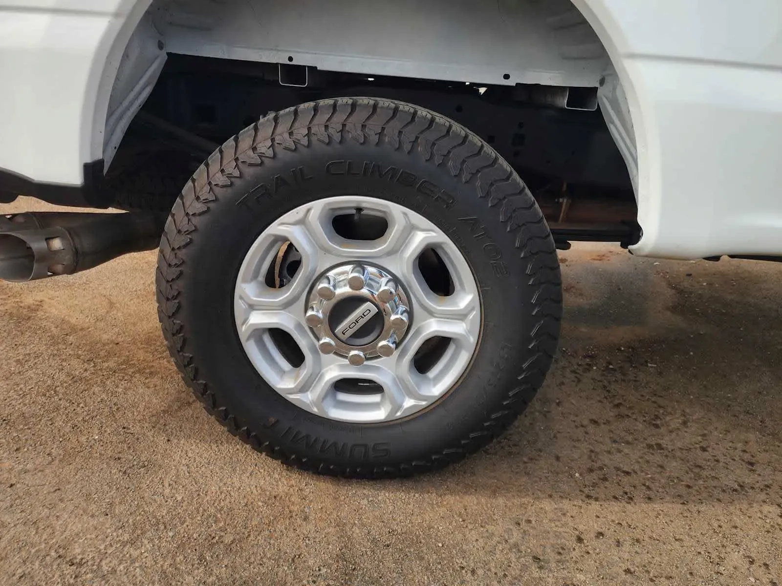 Ford F-250 photo 13