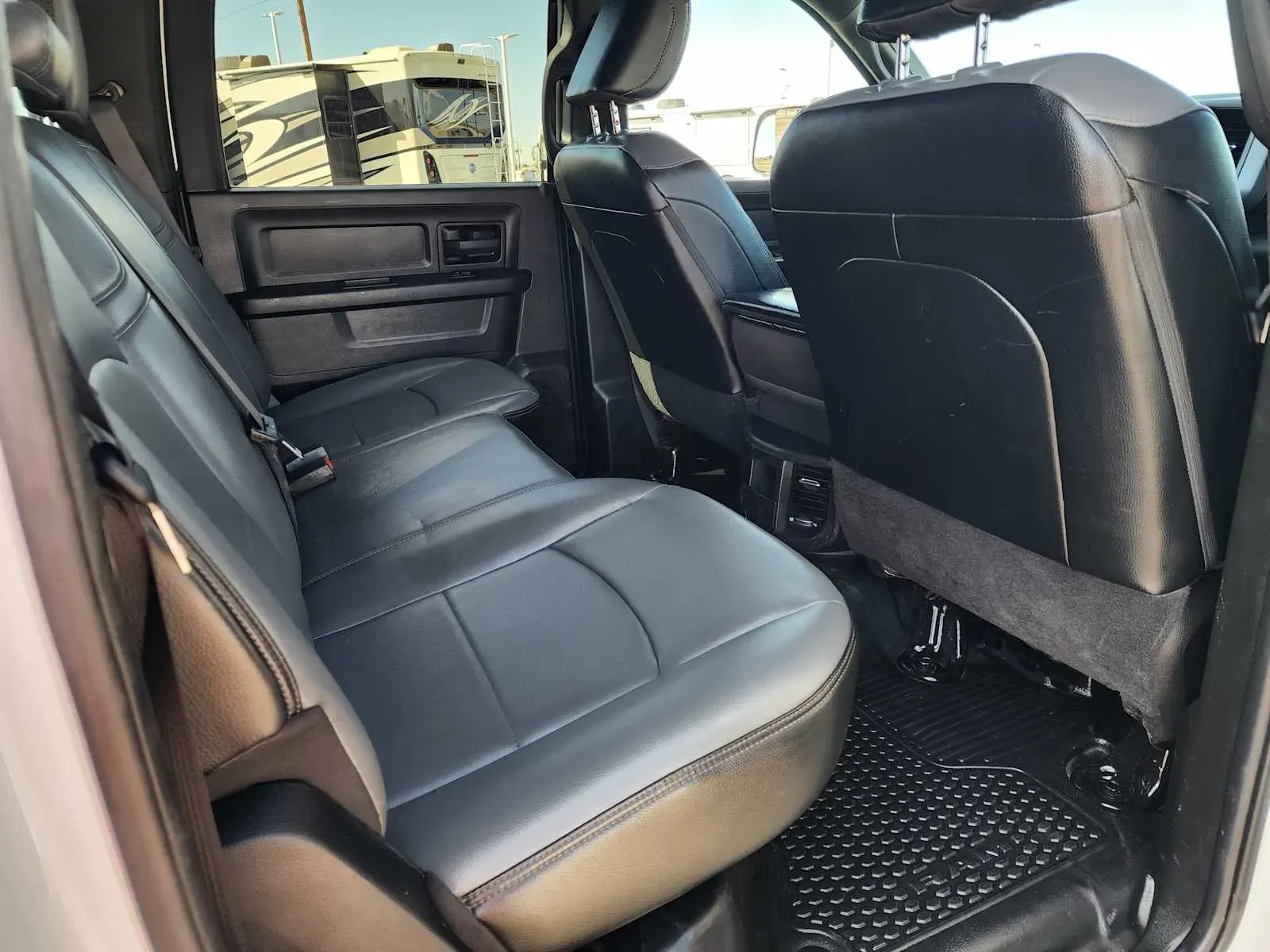 2022 RAM Ram 3500 Pickup Tradesman - Photo 15