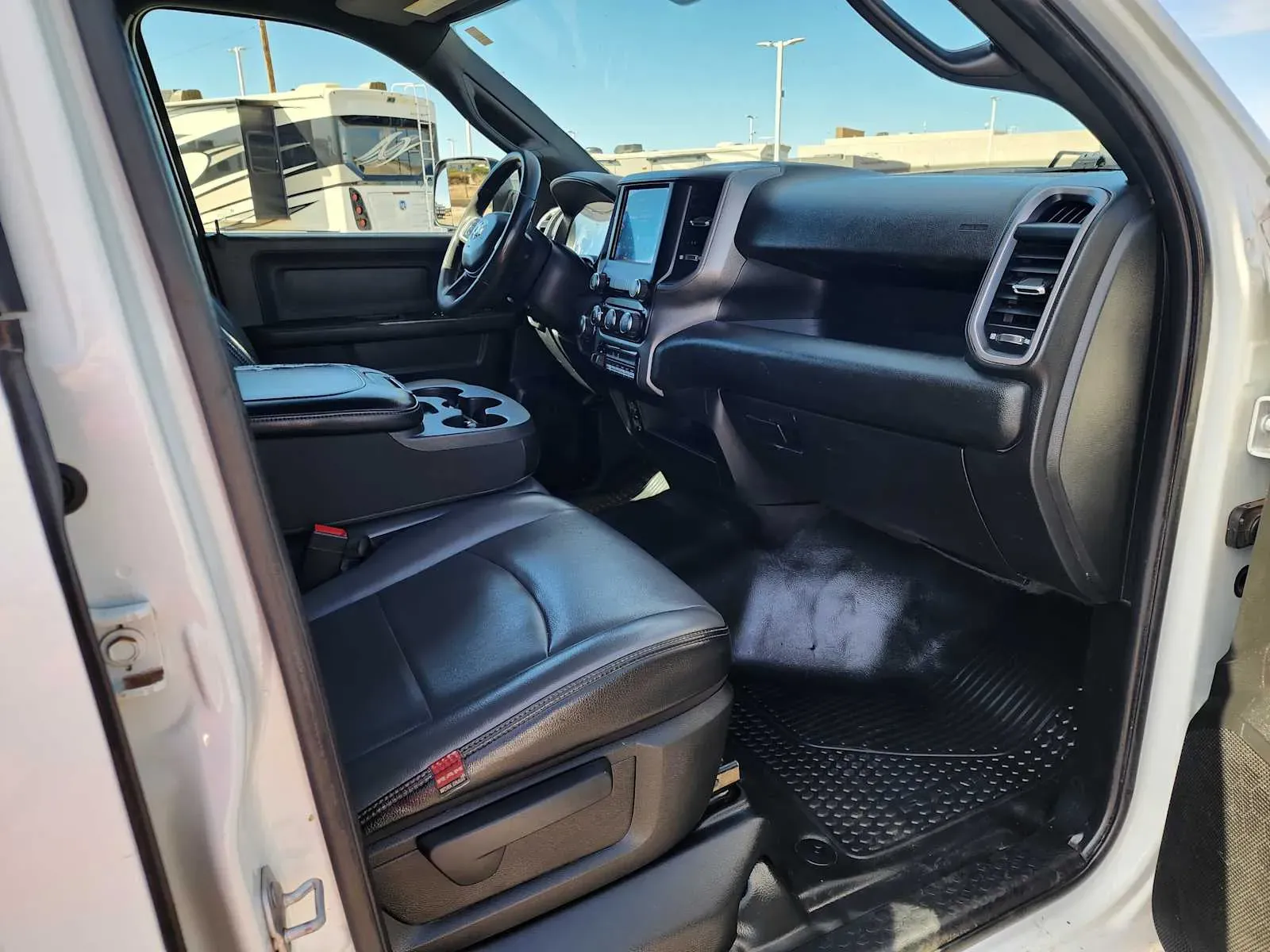 2022 RAM Ram 3500 Pickup Tradesman - Photo 14