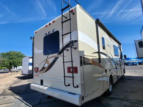 More photos of 2017 Thor A.C.E Motorhome at Martin Swanty's Paradise Auto, AZ