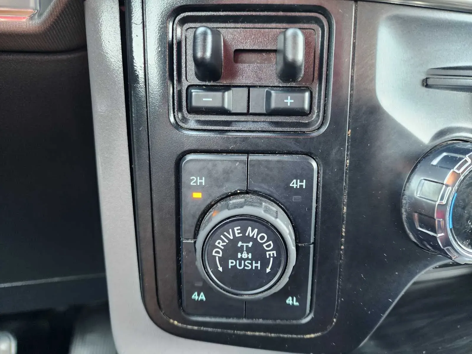 2024 Ford F-150 Lariat - Photo 30