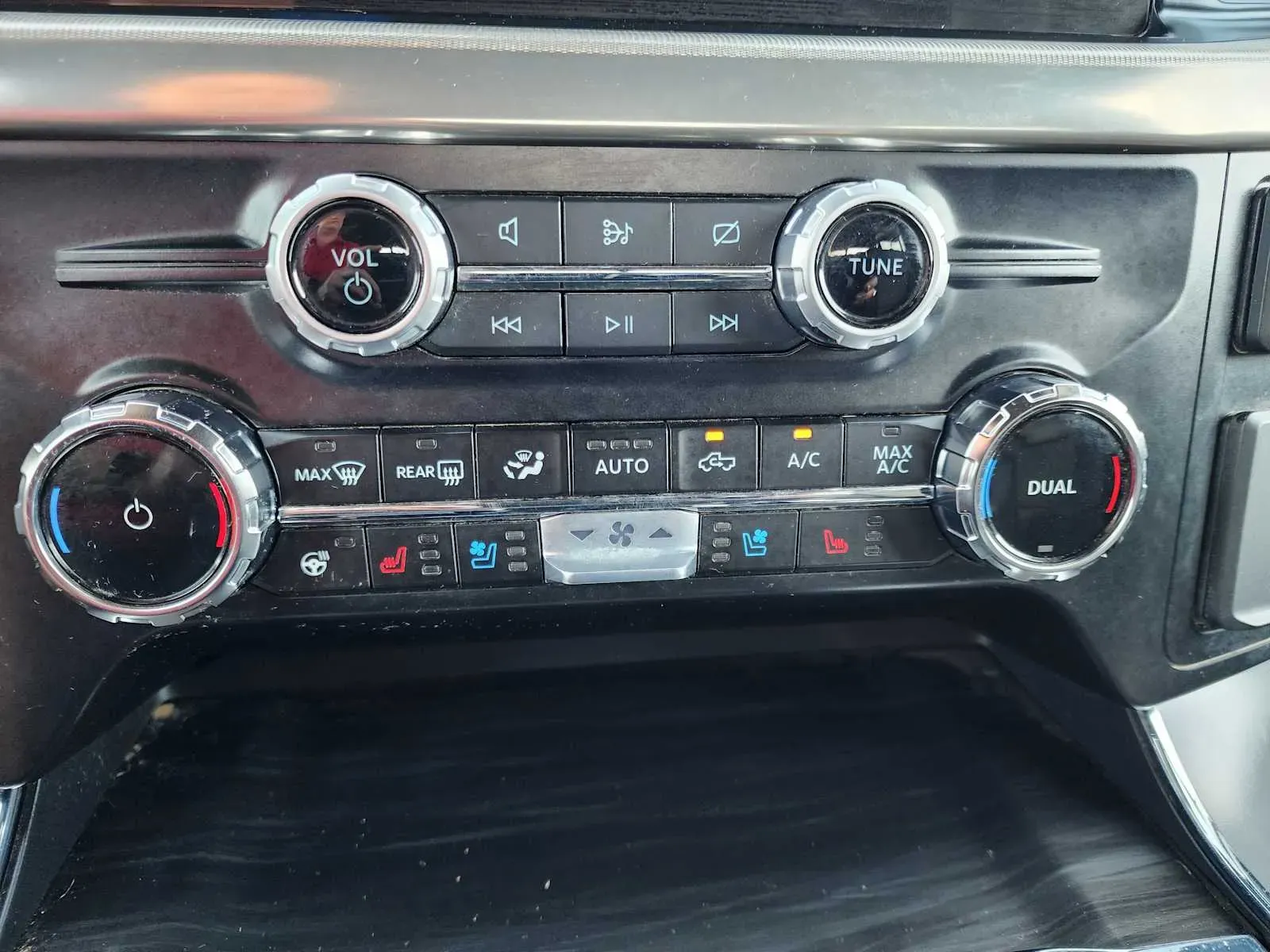 2024 Ford F-150 Lariat - Photo 28