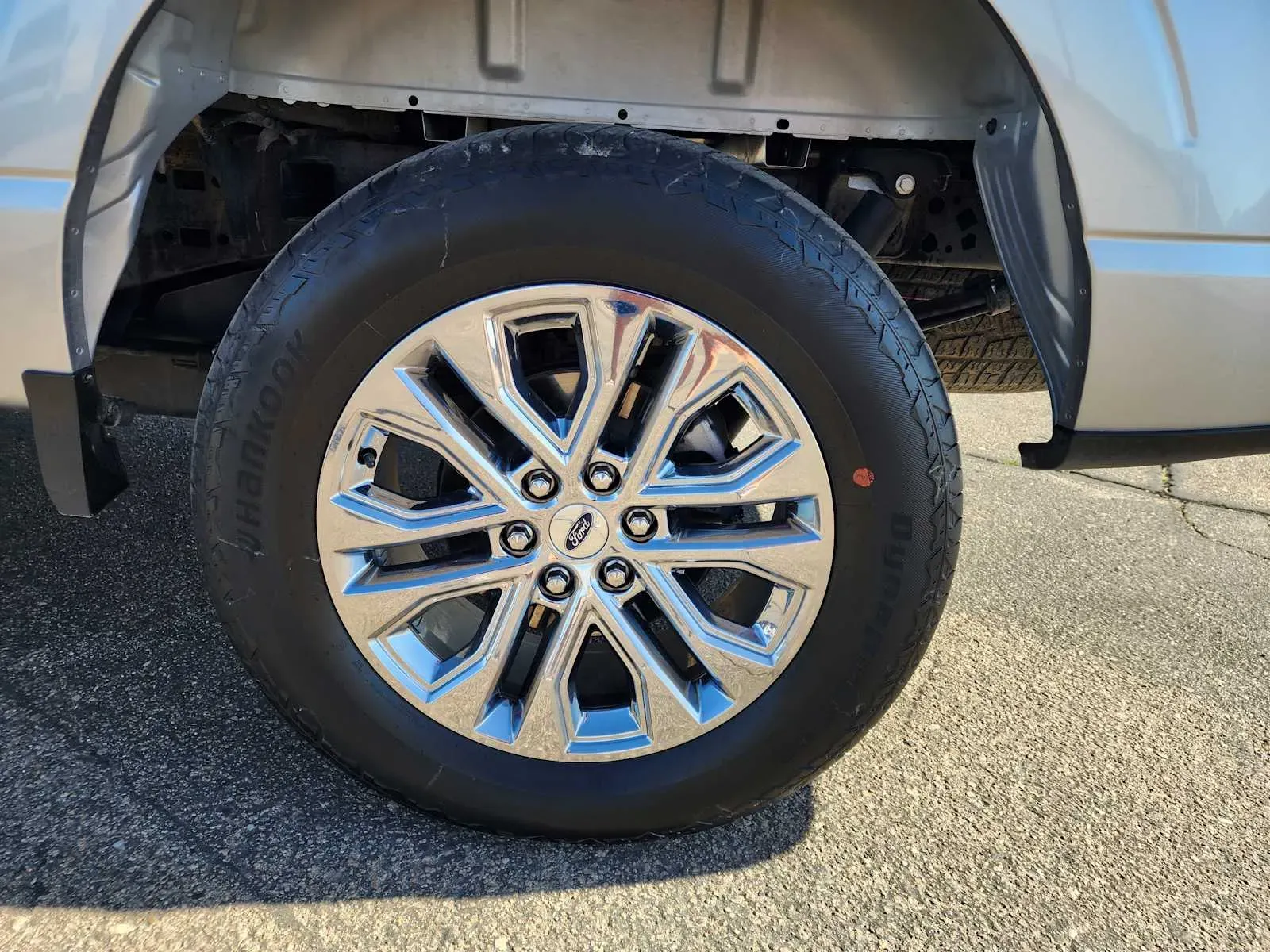 2024 Ford F-150 Lariat - Photo 10
