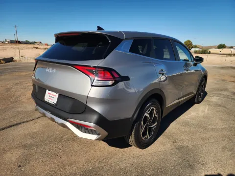 More photos of 2023 Kia Sportage LX at Martin Swanty's Paradise Auto, AZ