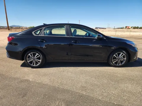 More photos of 2023 Kia Forte LXS at Martin Swanty's Paradise Auto, AZ