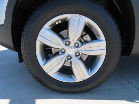 More photos of 2013 Kia Sorento EX at Martin Swanty's Paradise Auto, AZ