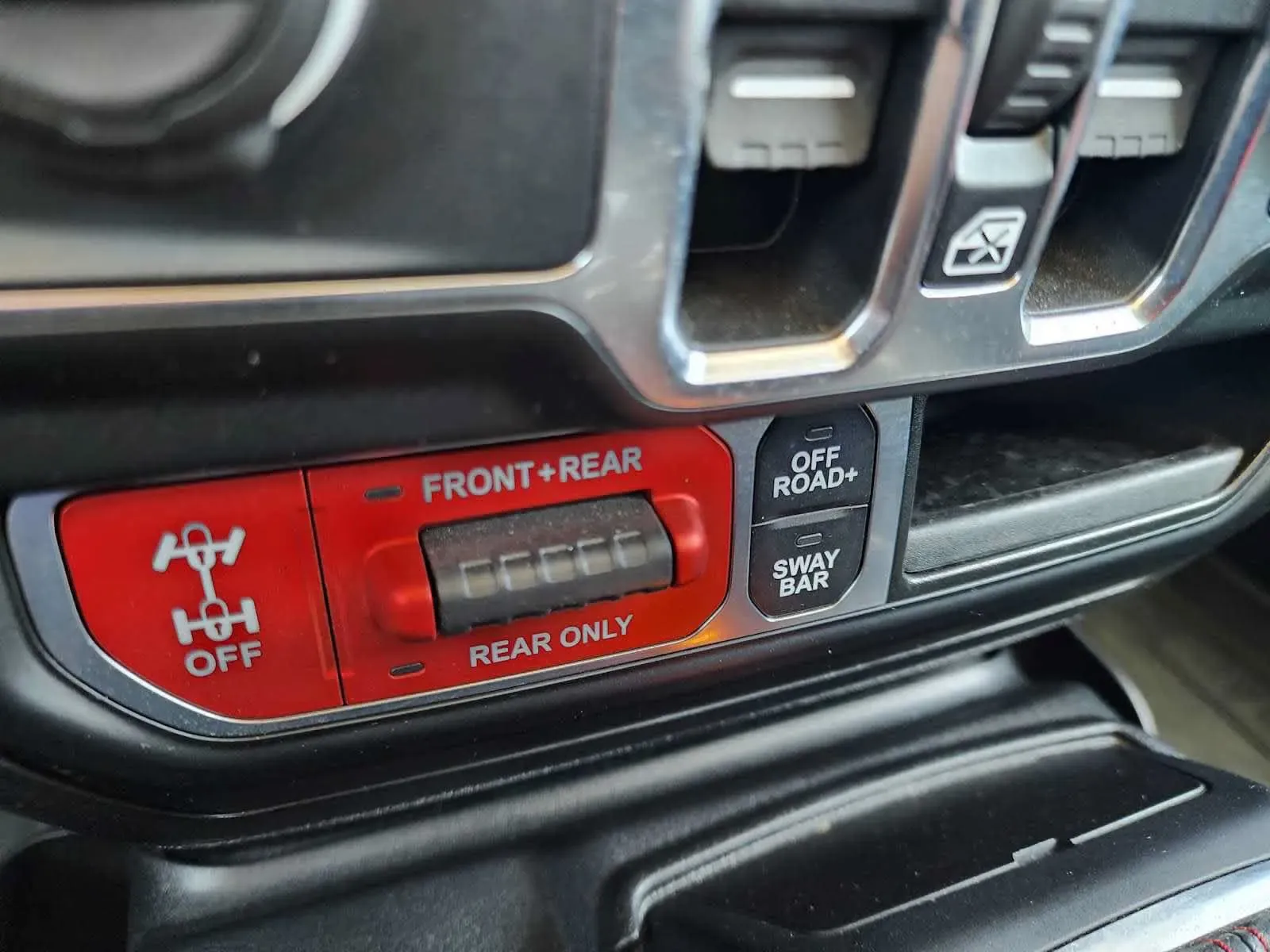 Jeep Gladiator photo 28