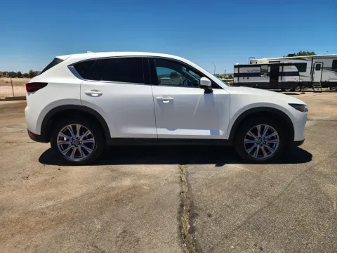 More photos of 2019 Mazda CX-5 Grand Touring at Martin Swanty's Paradise Auto, AZ