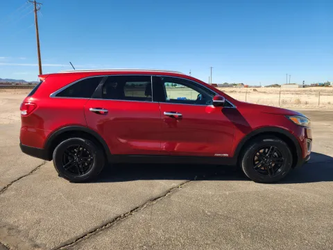 More photos of 2017 Kia Sorento LX V6 at Martin Swanty's Paradise Auto, AZ