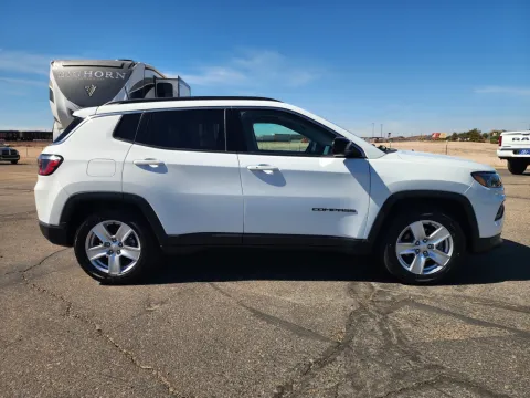 More photos of 2022 Jeep Compass Latitude at Martin Swanty's Paradise Auto, AZ