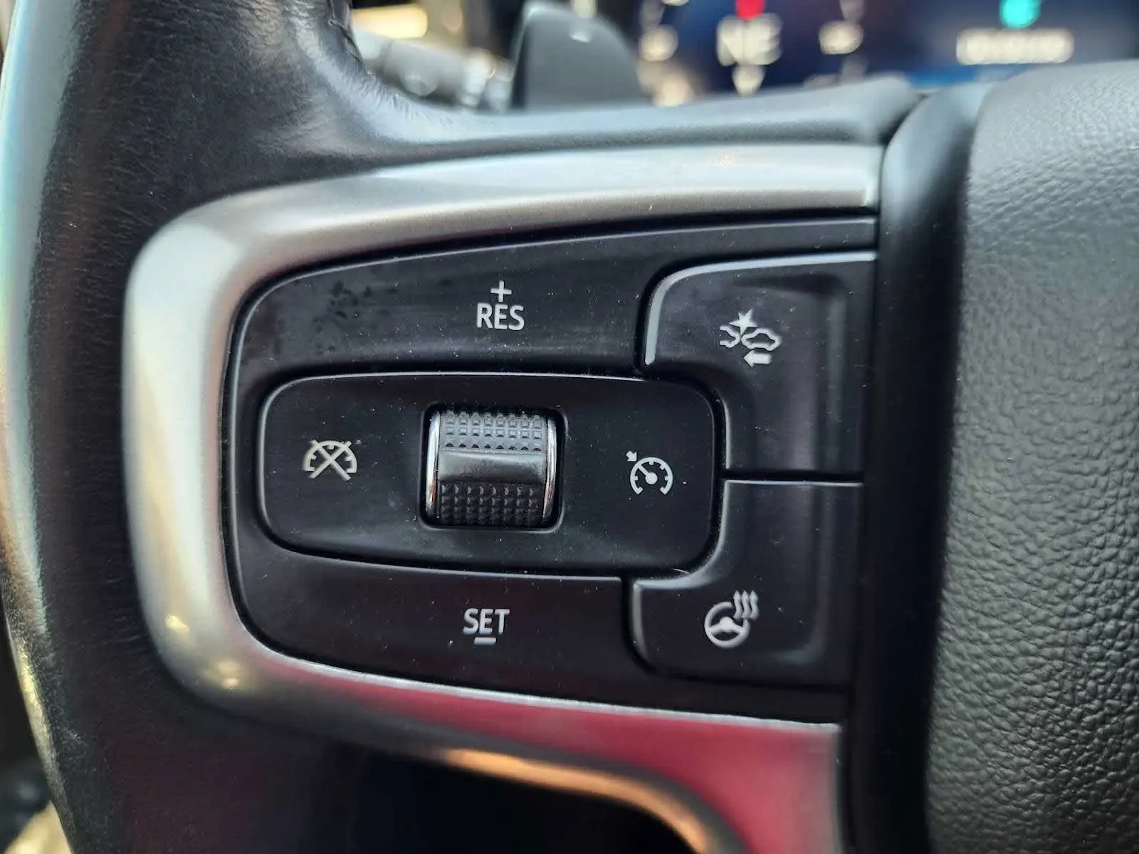 Chevrolet Silverado photo 20