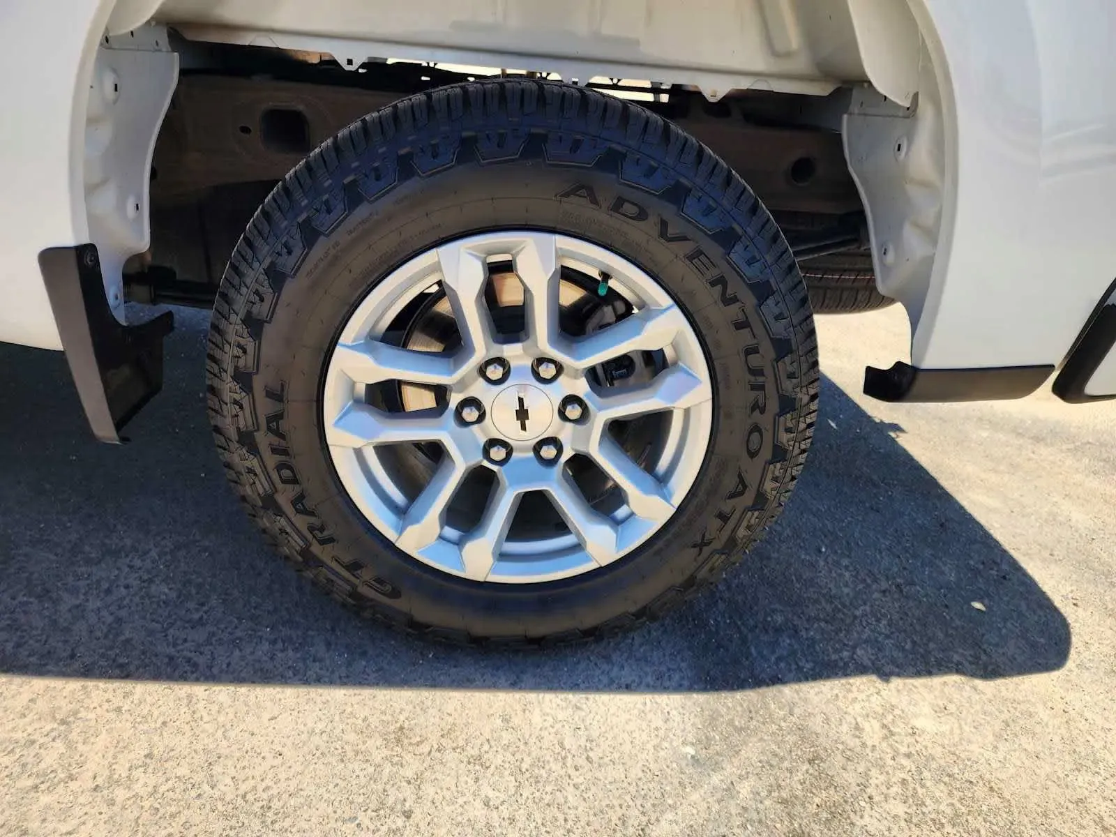 Chevrolet Silverado photo 10