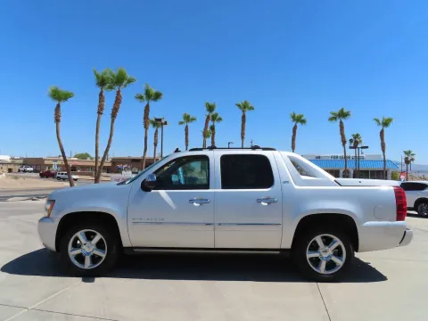 More photos of 2012 Chevrolet Avalanche LTZ at Martin Swanty's Paradise Auto, AZ