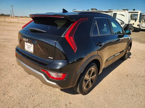 More photos of 2023 Kia Niro EX at Martin Swanty's Paradise Auto, AZ